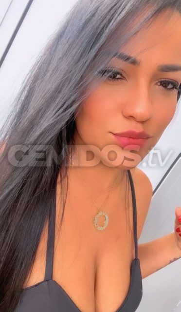 Júlia Oliveira