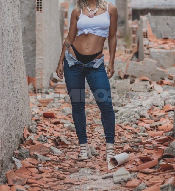Lara Scorpion