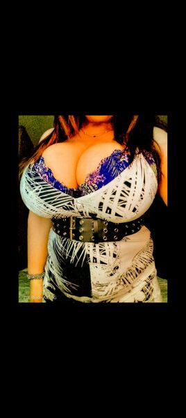 Escorts Jakky en Tribunales
