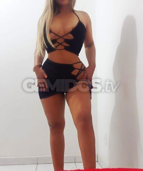 Escorts Amanda Salles em Santa Catarina
