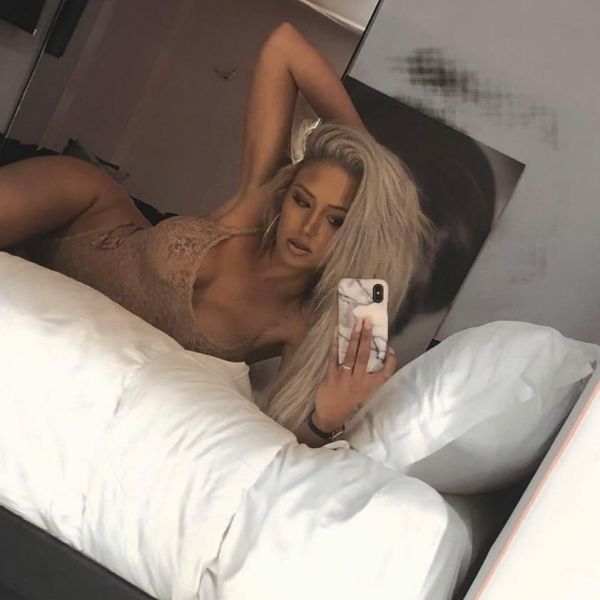 Escort Yana à Paris