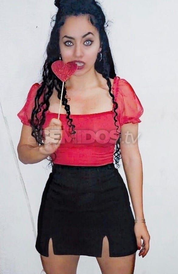 Hot NONI dominatrix