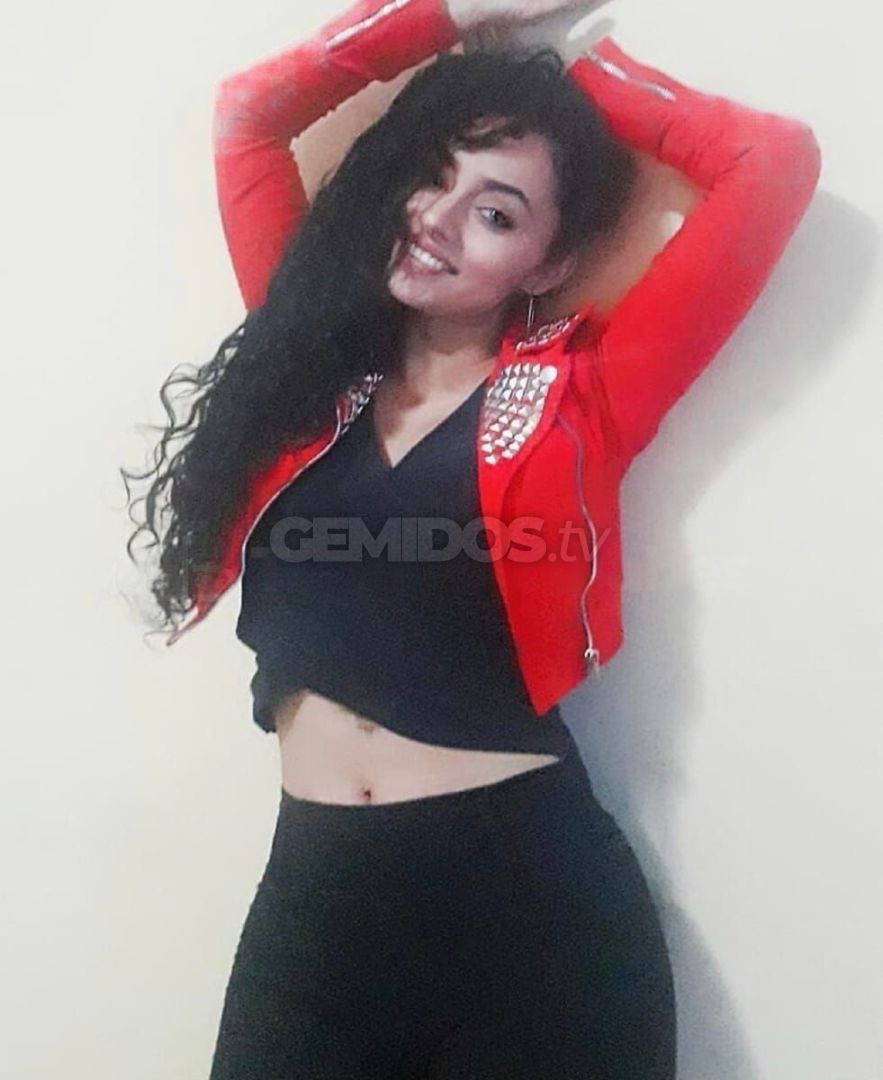 Hot NONI dominatrix