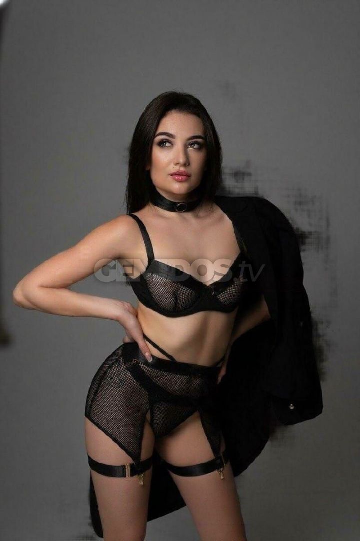 Vika Cannes