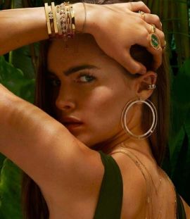 Ava