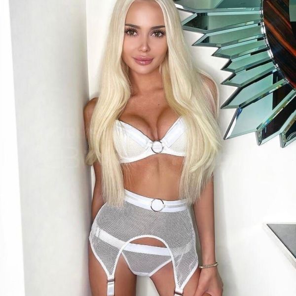 Escorts Elsa en Paris