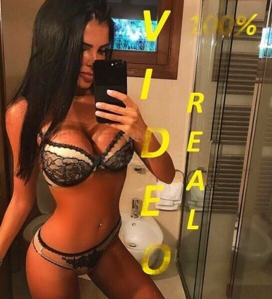 Escorts Ivy in London