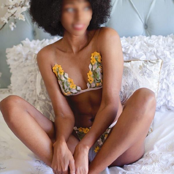 Escorts Winnie Elle in London
