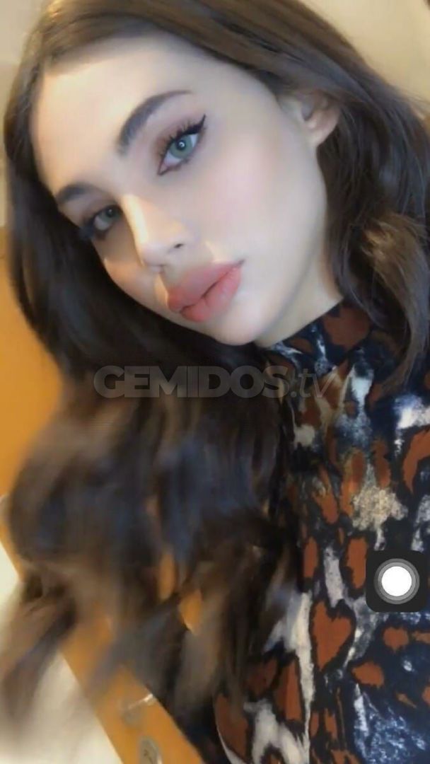 Naya teen arab girl