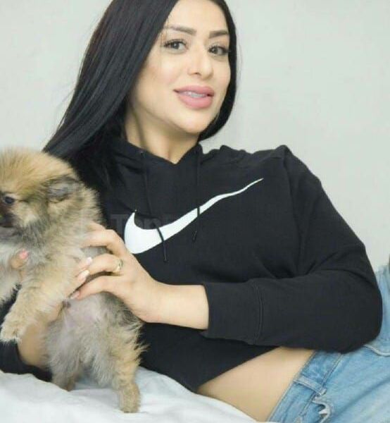 Putas Julia New Arab girl en Istanbul