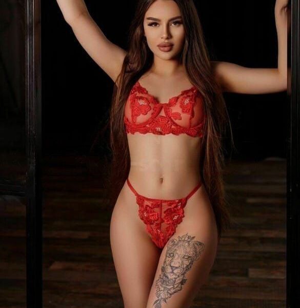 Escorts Anna VIP in Istanbul