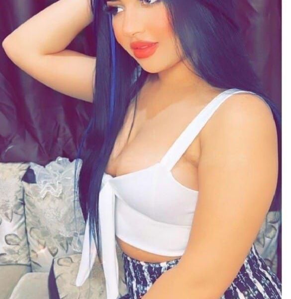 Escorts Lora en Istanbul