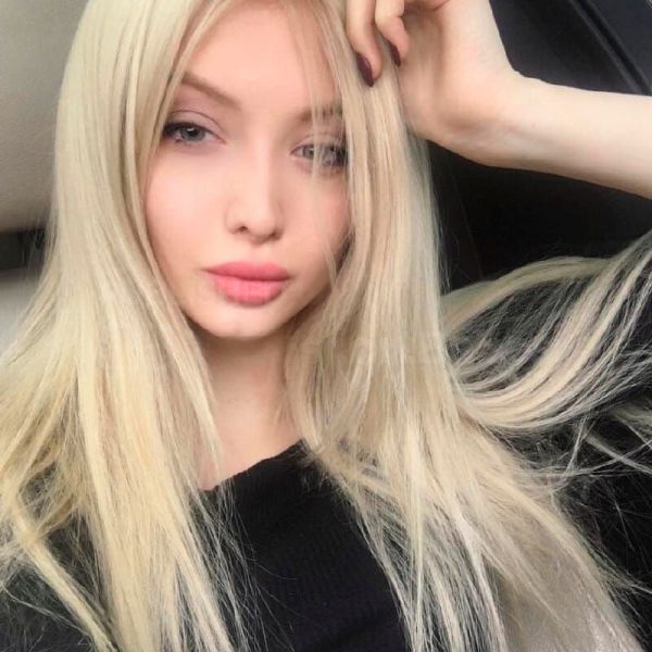 Escort AVRORA 	 Istanbul