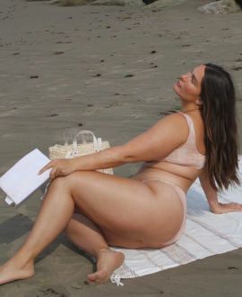 Chelsea MILF Natural
