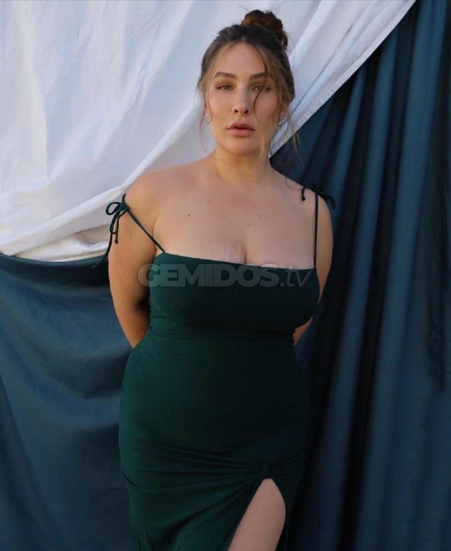 Chelsea MILF Natural