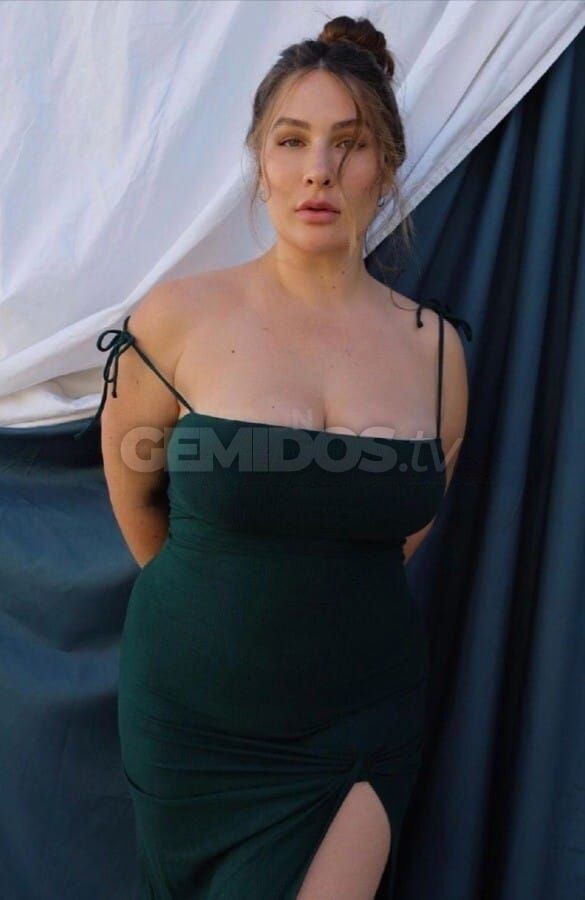 Chelsea MILF Natural