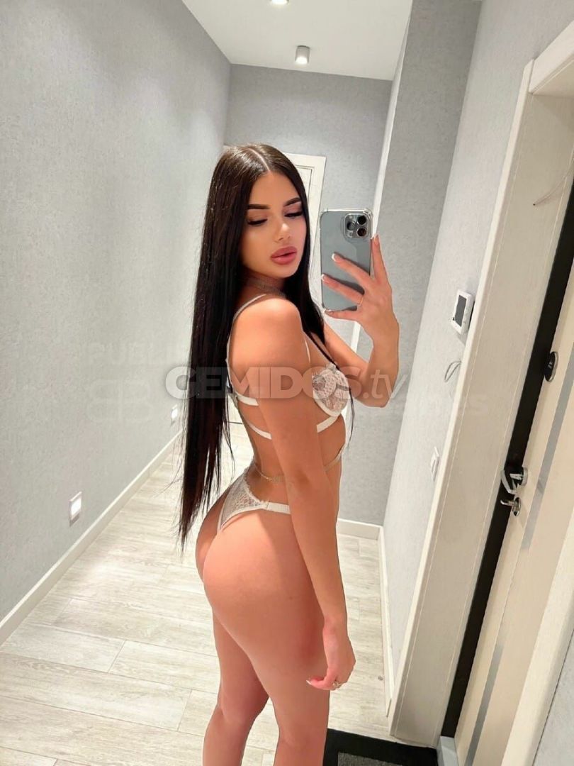 Lila 18 years old