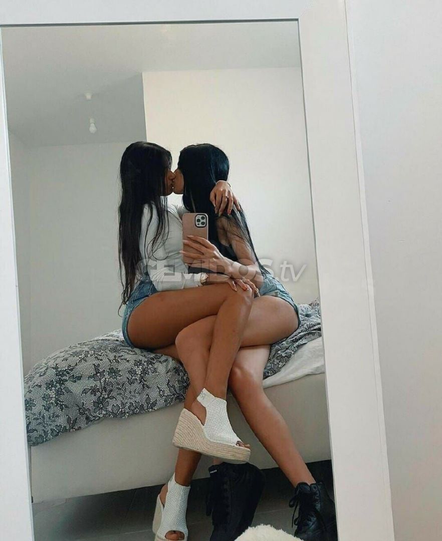 Milana and lisa
