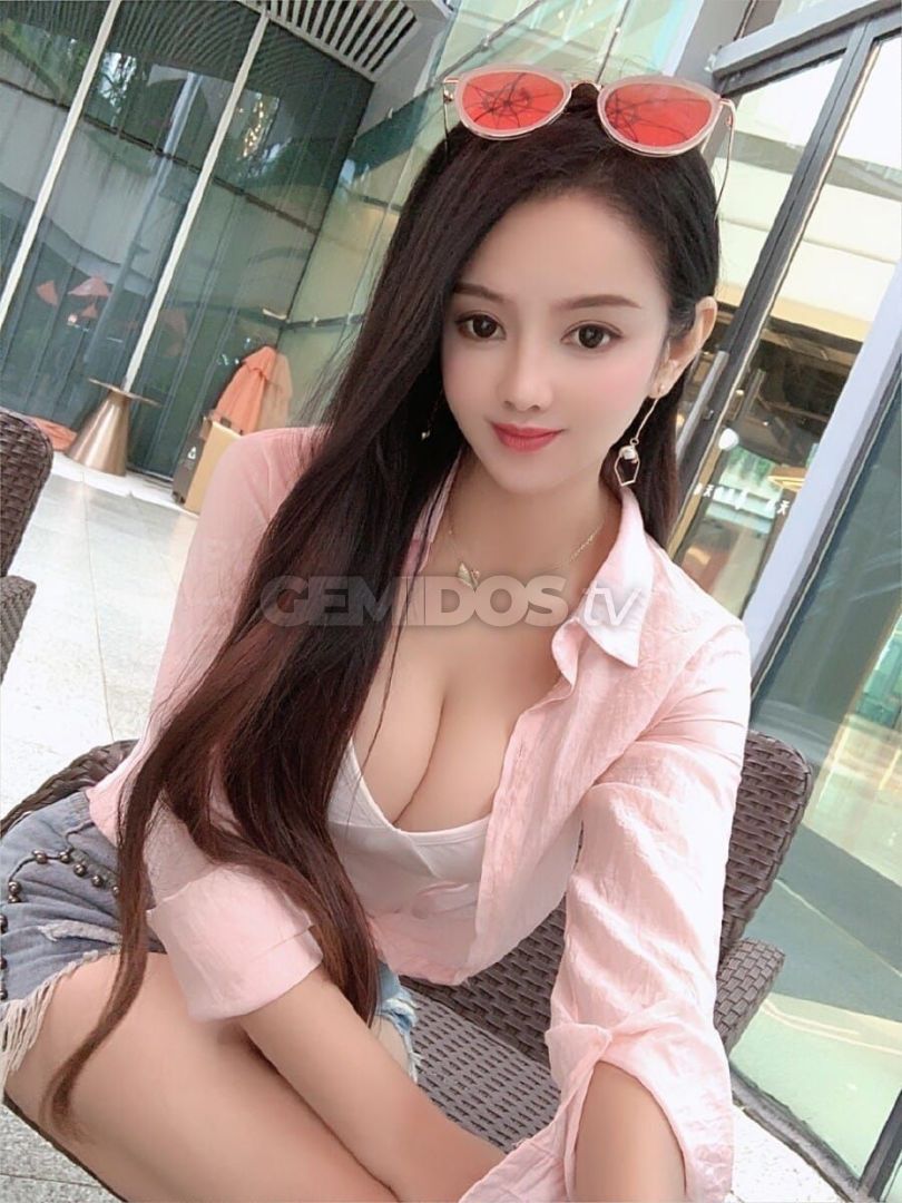 Linda Korea Girl