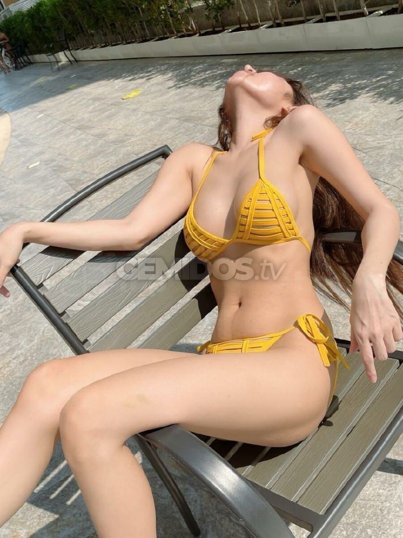 Apple BDSM Escort