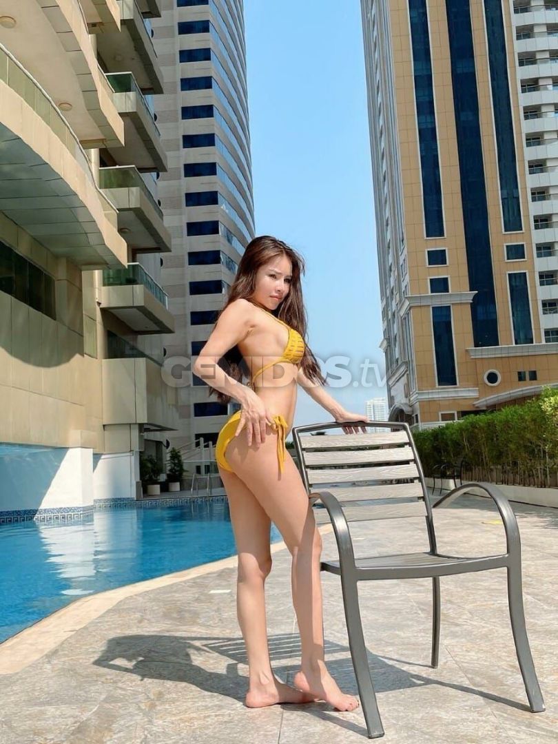 Apple BDSM Escort