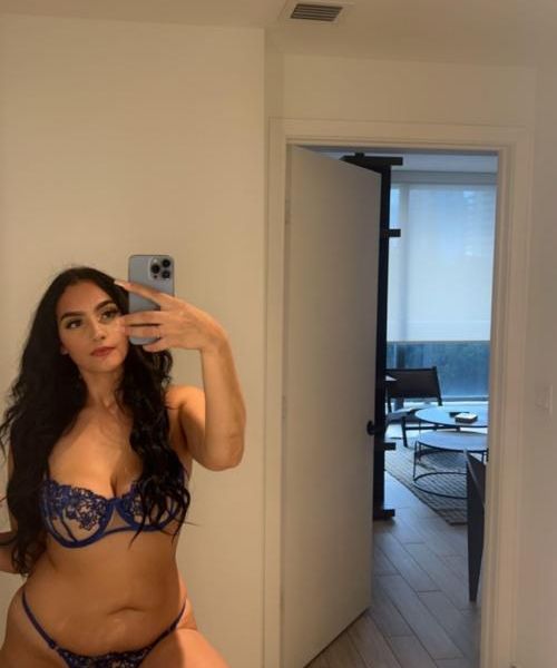 Escorts Aliyah in Miami