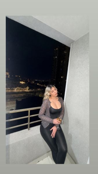 Hola soy dulce una chica fina,discreta ,elegante y sofisticada que se distingue por su dulzura ,sensualidad y autenticidad me gustan los caballeros educados y pulcros Déjate llevar por la magia de una cita conmigo, nos vemos ? ✨️