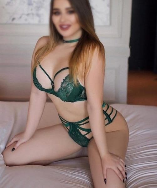Escorts Victoria in Dubai