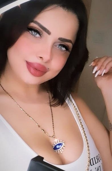 Escorts Klud en Dubai