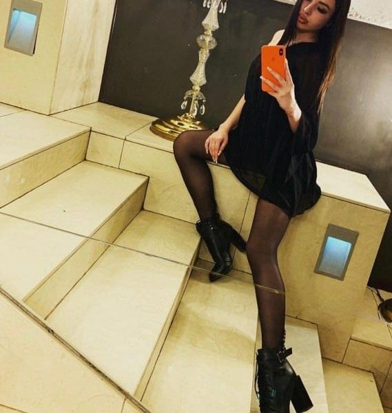 Escort Vlada à Dubai