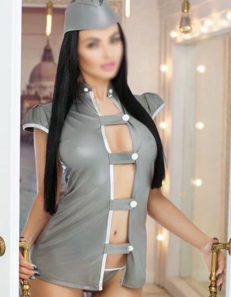 Escorts Monique in Dubai