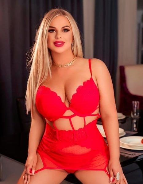 Escorts Sofia in Dubai