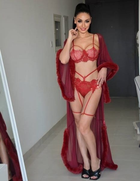 Escort Arina a Dubai