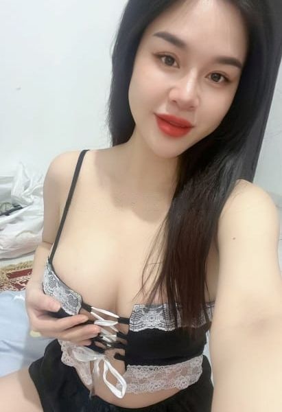 Escorts Thienan in Dubai