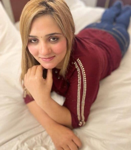 Escorts Noor in Dubai