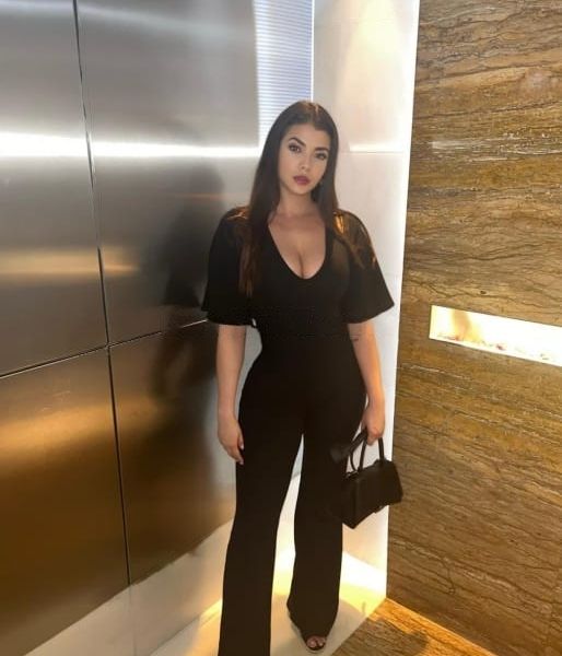 Escorts Clara Louise 	 Dubai