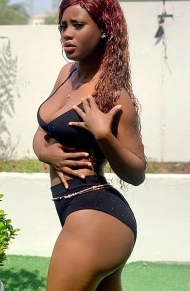 Escorts Cherry in Dubai