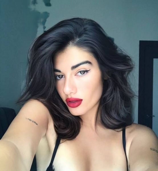 Escorts Adel in Dubai