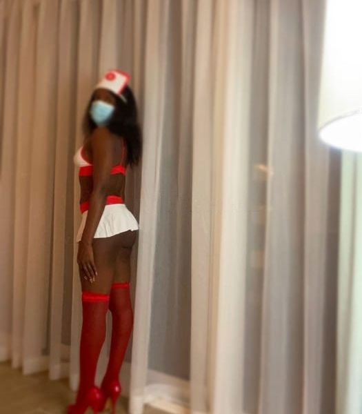 Escorts Amy in Dubai