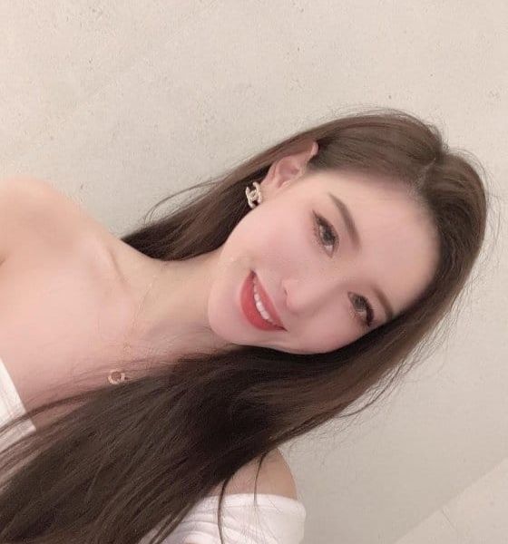 Escorts Linda in Dubai