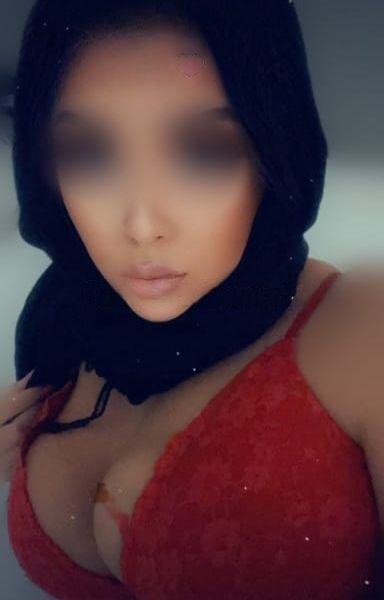 Escorts Ines in Dubai