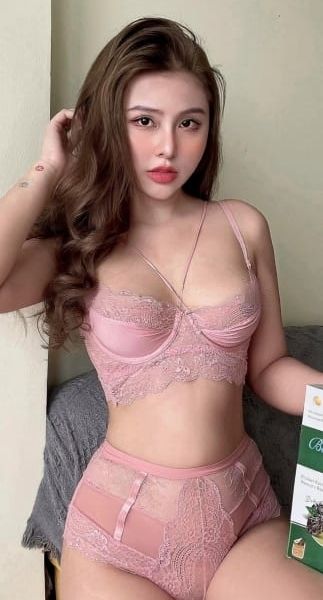 Escorts Anna in Dubai