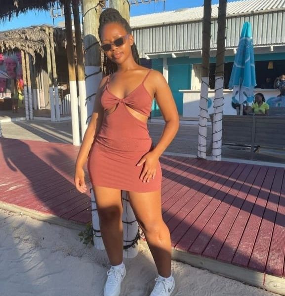 Escorts Jenny in Dubai