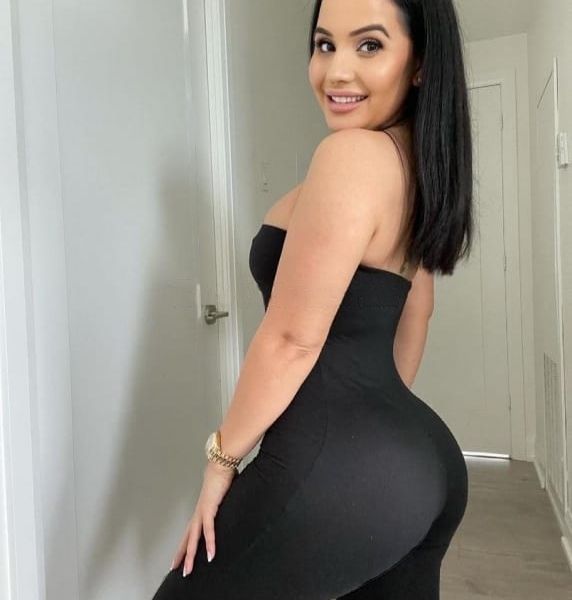 Escort Flora a Abu Dhabi