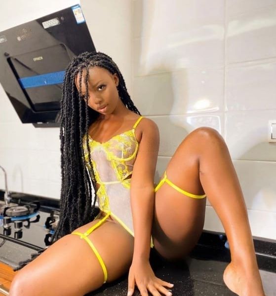 Escorts Valerie in Dubai
