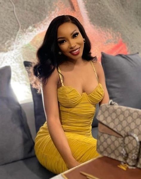 Escorts Amber in Dubai