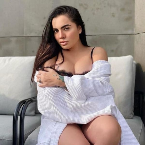 Escorts Yuris in Dubai