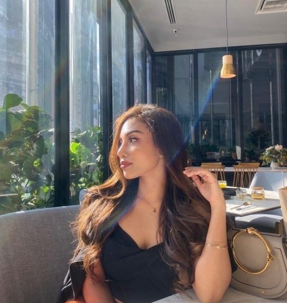 Escorts Gwen in Dubai