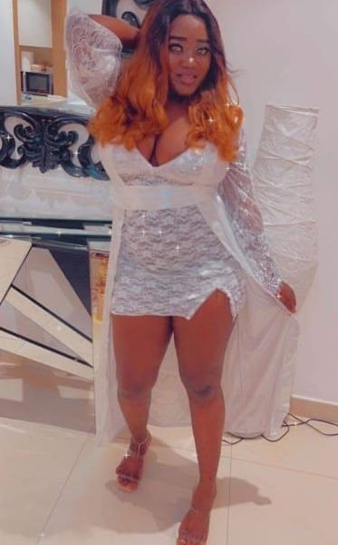 Escorts Ella in Dubai