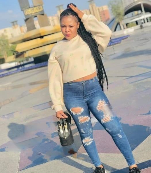 Escorts Mira en Dubai